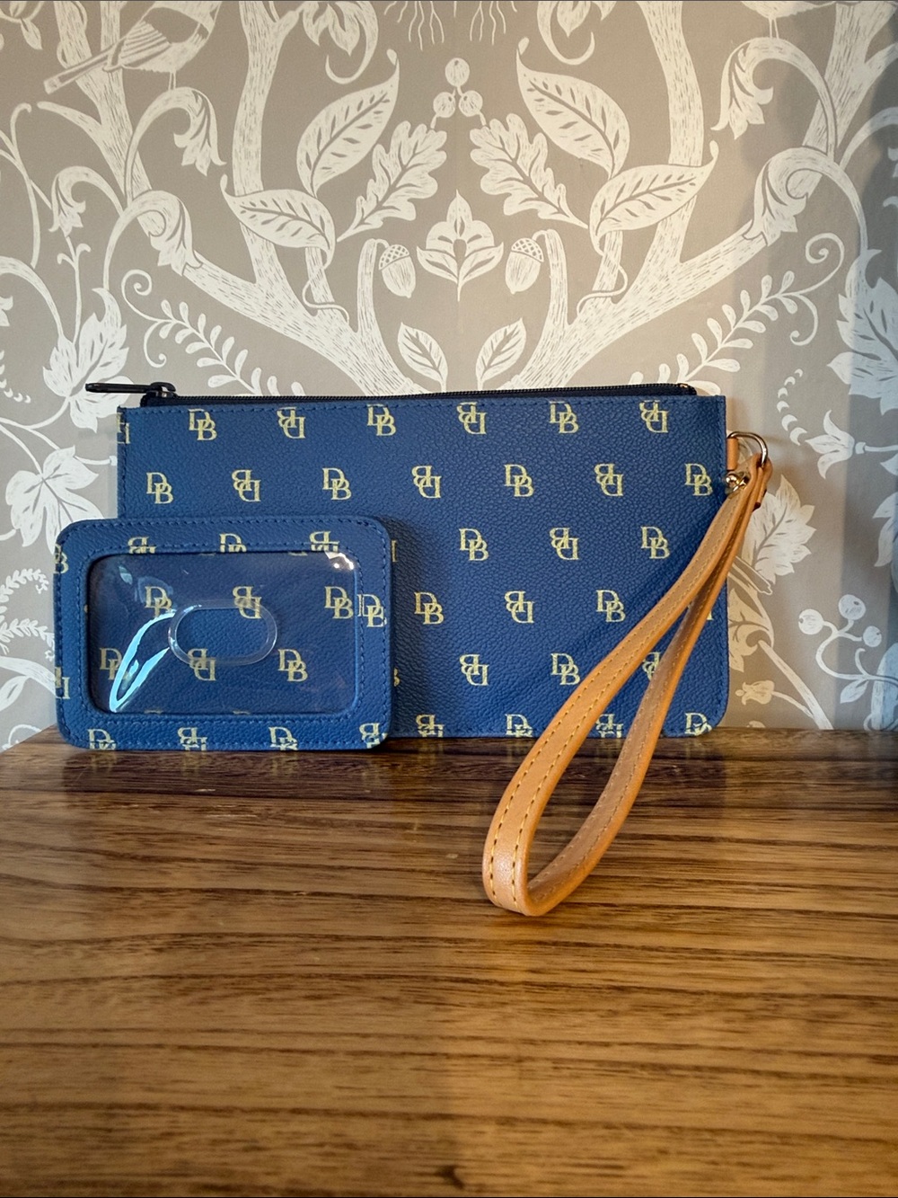 Dooney Cornflower Blue Wristlet and Card Holder NWOT